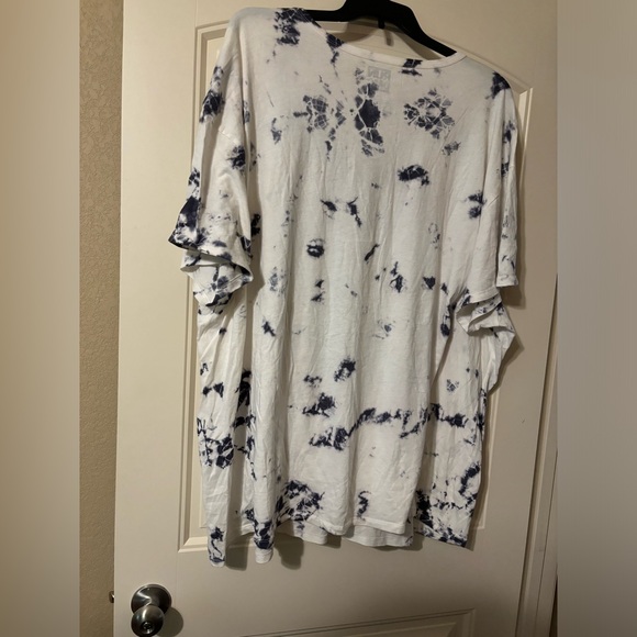 Torrid Choker Tee - Run DMC White Wash - Picture 6 of 10